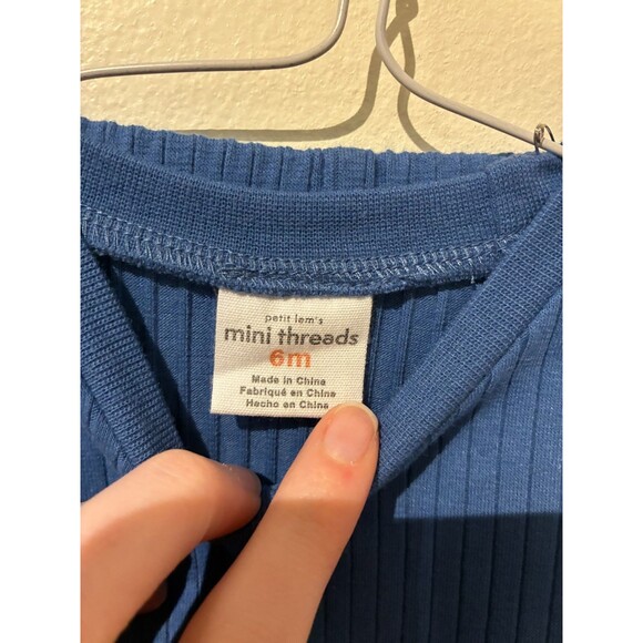 NWOT Mini Threads Blue Bodysuit & Shorts Outfit - 6-9M - Picture 3 of 3